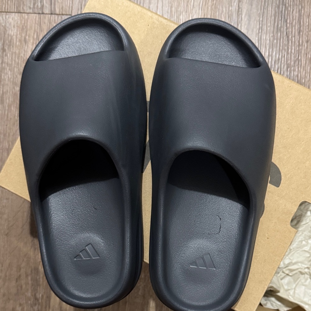 Adidas YZY Slide